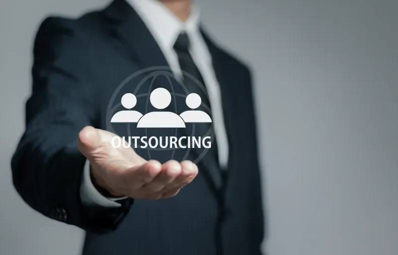 アウトソーシング