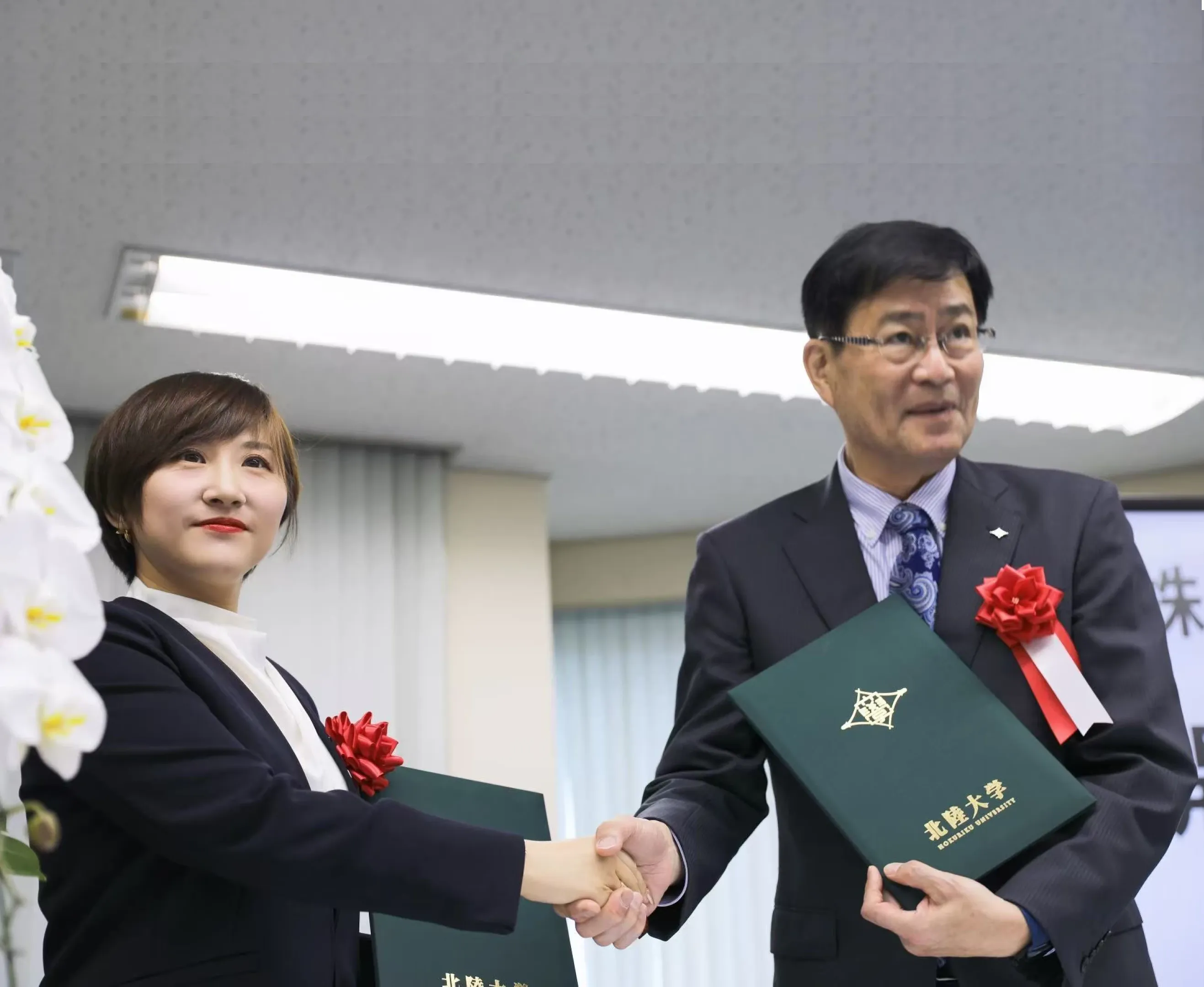 様々な機構と業務提携して人材の教育と提供を実現